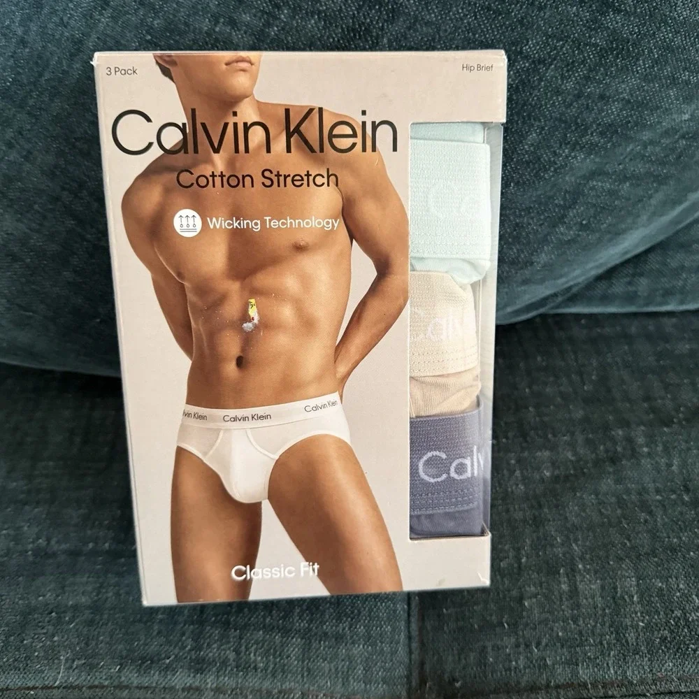 Calvin Klein Men's Cotton Classics 3-Pack Brief multicolor stretch‎ wicking 2XL